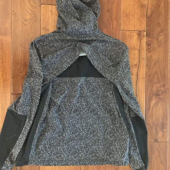 Outdoor Voices Lightweight Heather Grey 1/4 Zip Jacket Hooded Windbreaker Size s - Picture 7 of 12